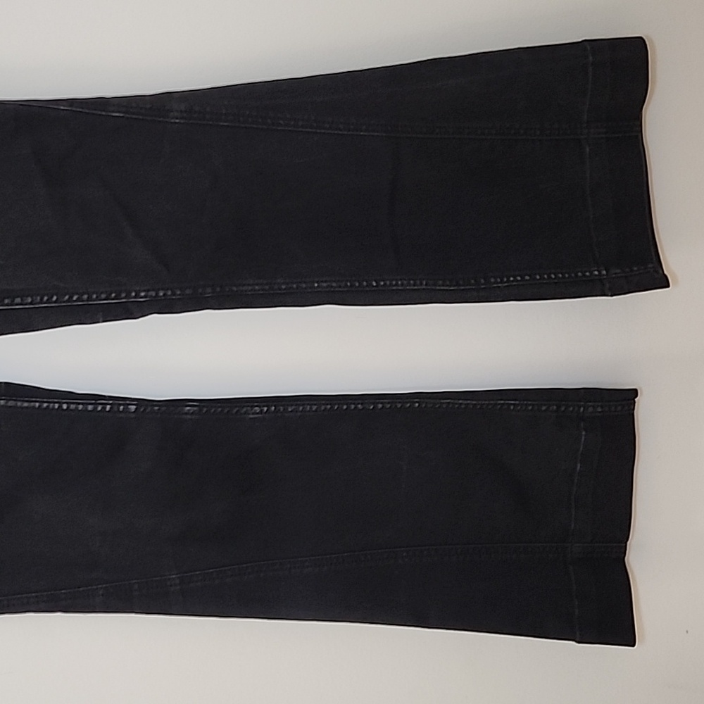 Anthropologie  Patch Pocket Pilcro The Icon Wide Leg Flare Jeans Black  28 - Picture 6 of 16